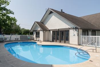 Relaxing swimming pool